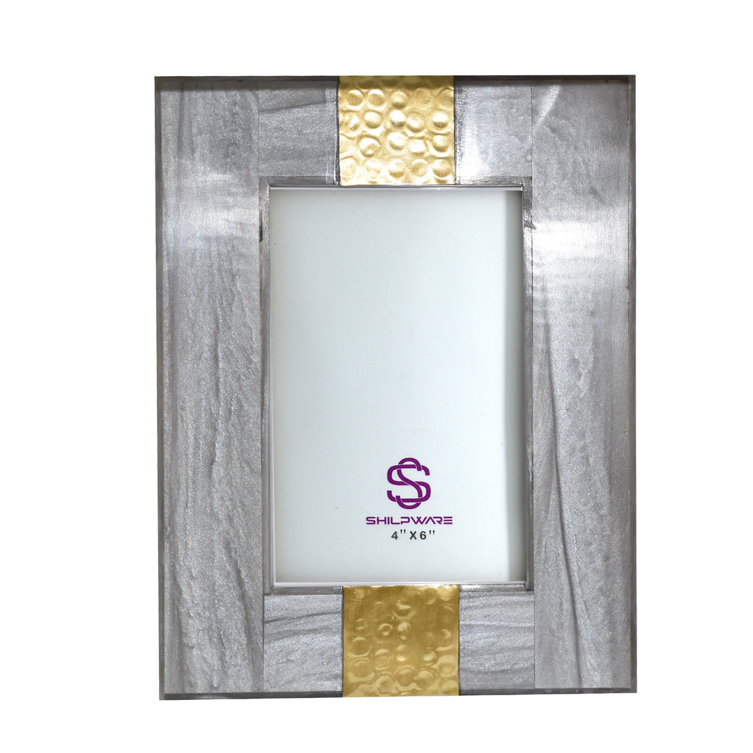 HAMMERED BRASS WITH RESIN STYLISH PHOTO FRAMES
