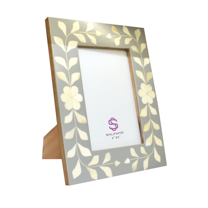 CLASSIC WHITE BONE FLOWER WITH RESIN STYLISH PHOTO FRAMES – SHILPWARE